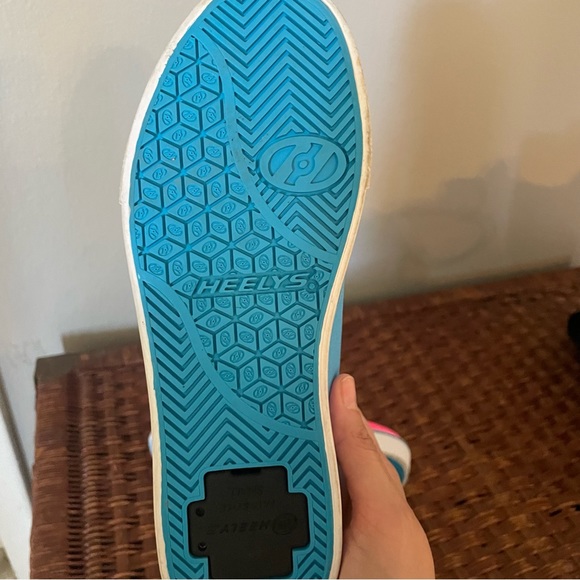 Heelys Roller Skate Shoes PRO 20 • HES10320 • Size Girls Youth 6 • Size Womens 7 - Picture 8 of 10